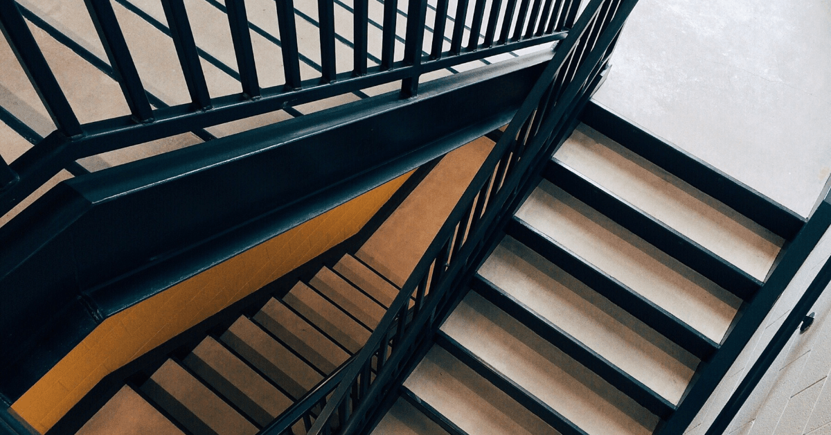 Vanliga typer av fläckar på trappor